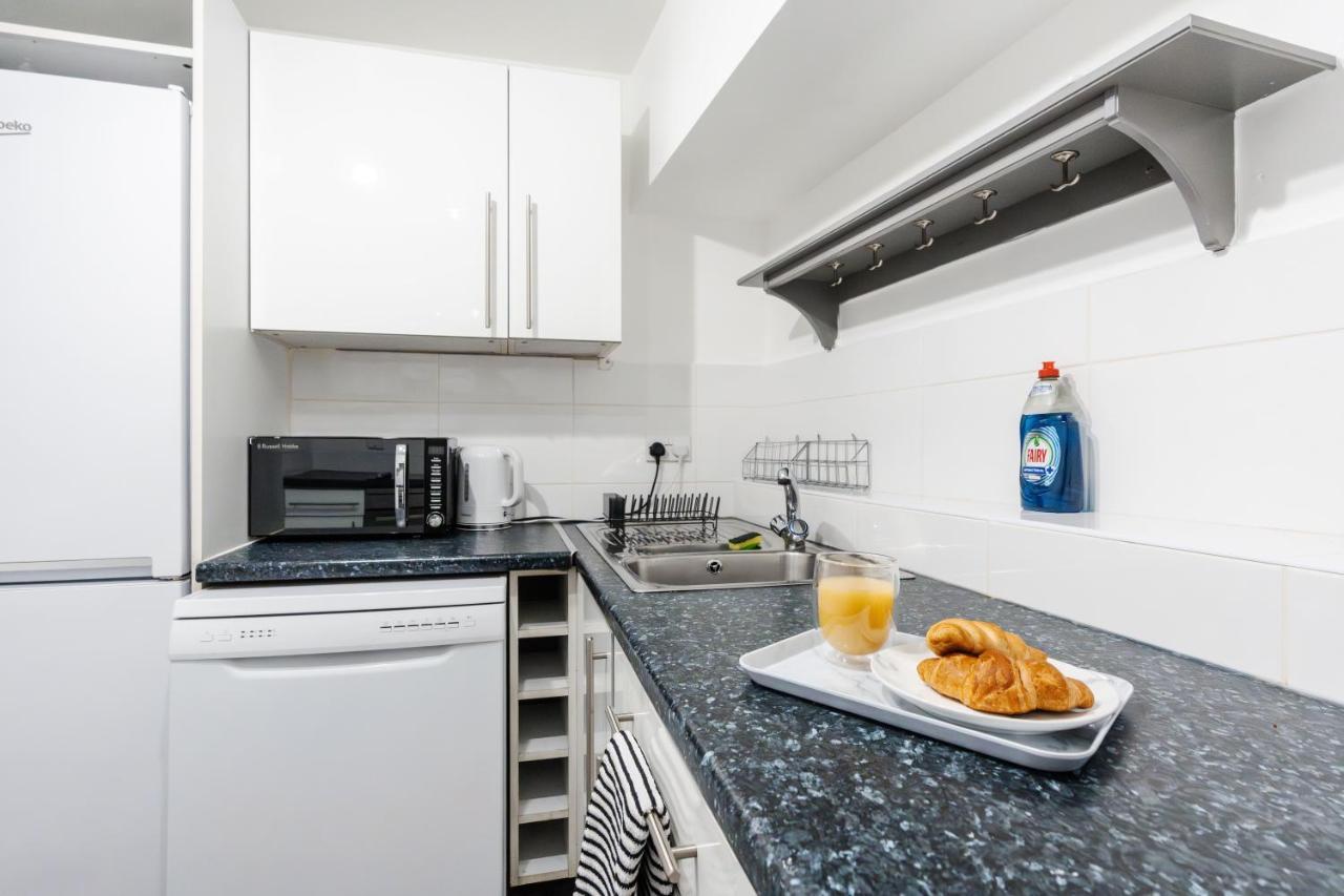 Cefas Apartments Manchester - Free Parking - City Centre Екстериор снимка