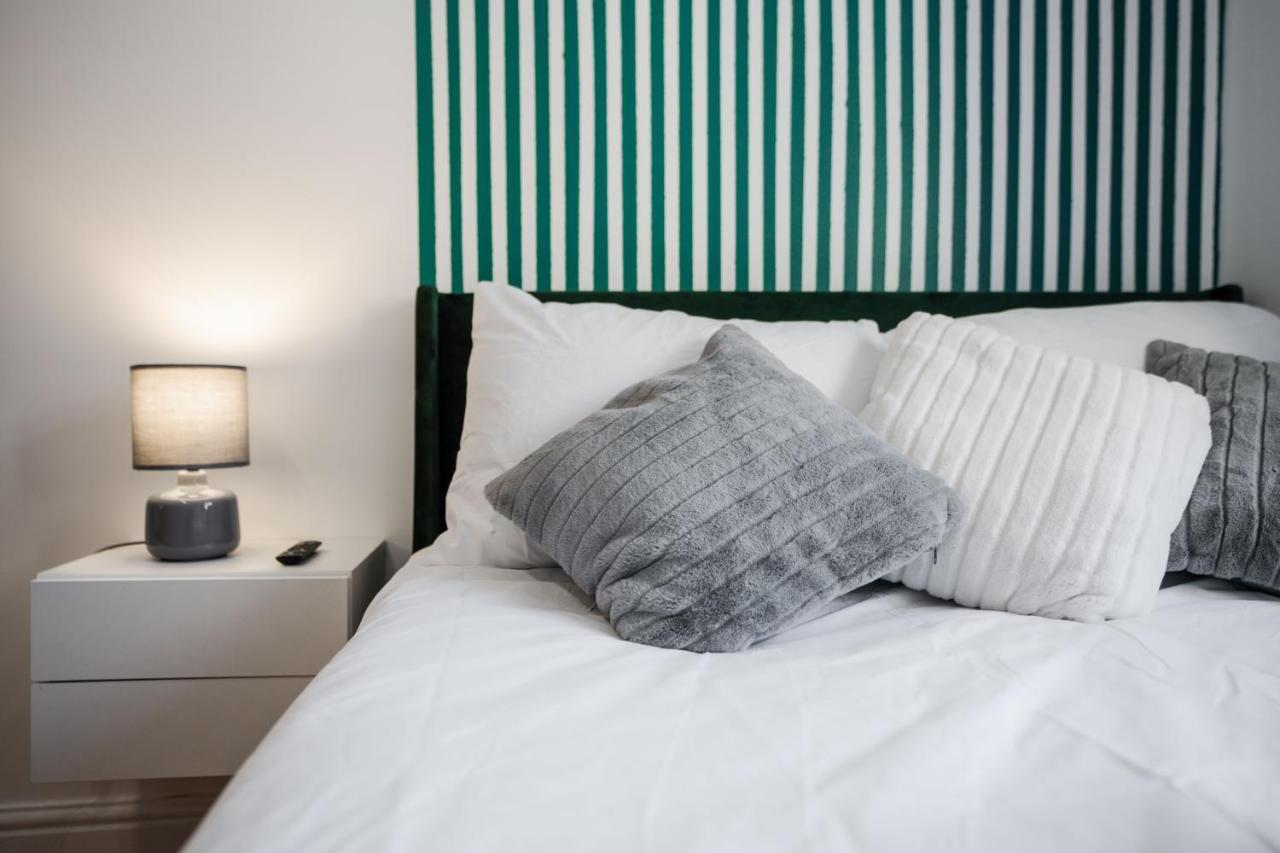 Cefas Apartments Manchester - Free Parking - City Centre Екстериор снимка